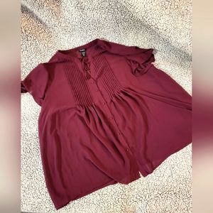 Torrid maroon sz 4 blouse with teacup sleeves